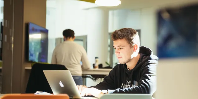 Etudiant_travail