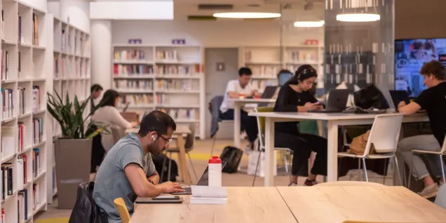 Shanghai Ranking 2022 GRAS : emlyon dans le top 3 français dans deux disciplines