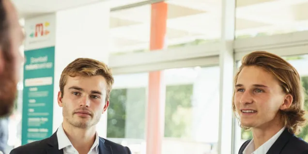 Wannabe entrepreneurs likely and financial warnings