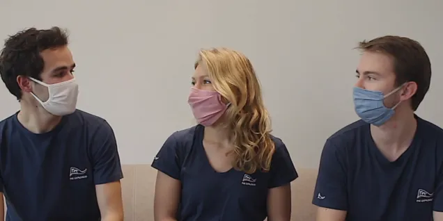 3 étudiants