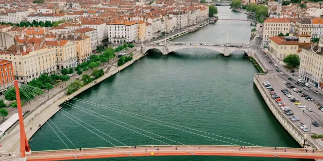 Nouveau partenariat institutionnel entre emlyon et Auvergne-Rhône-Alpes Entreprises
