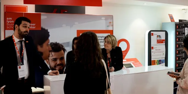 Pourquoi collaborer avec le Career Center des écoles pour trouver des talents qualifiés ?