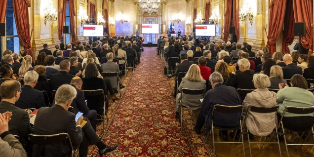 Les HCL récompensés aux Victoires des Acteurs Publics 2024 pour le Programme MPI développé avec emlyon