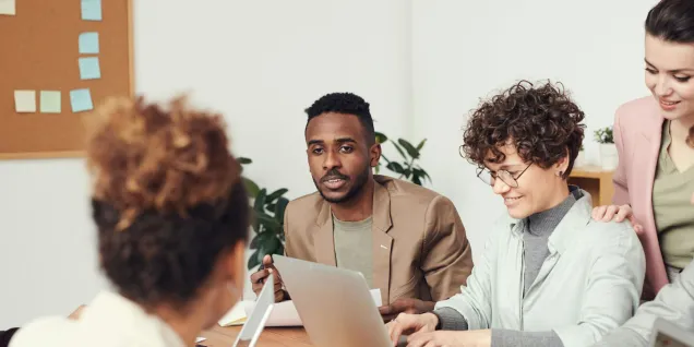 Pourquoi développer un programme sur-mesure pour former ses collaborateurs