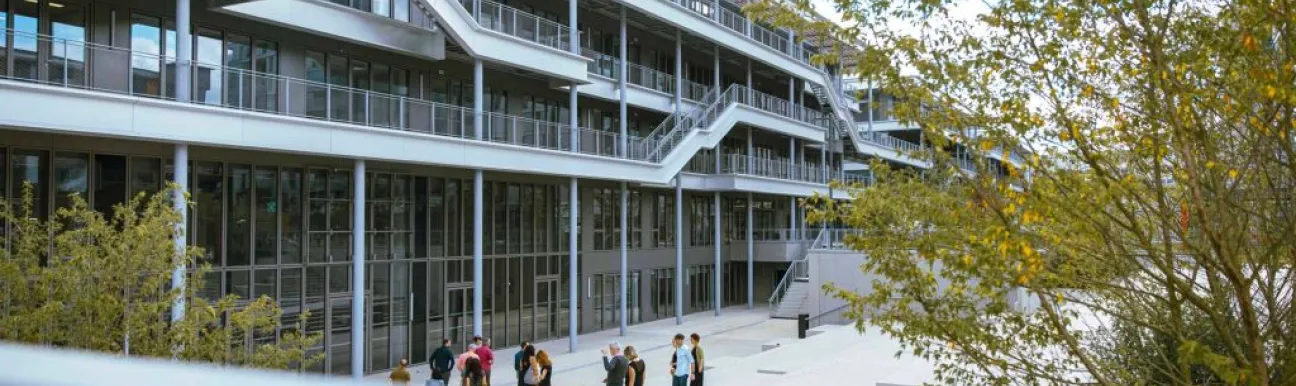 Nos campus - emlyon business school