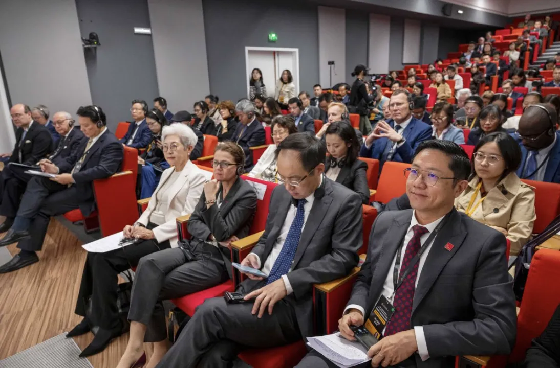 emlyon accueille en son sein, un forum interculturel qui va dans le sens du progrès collectif