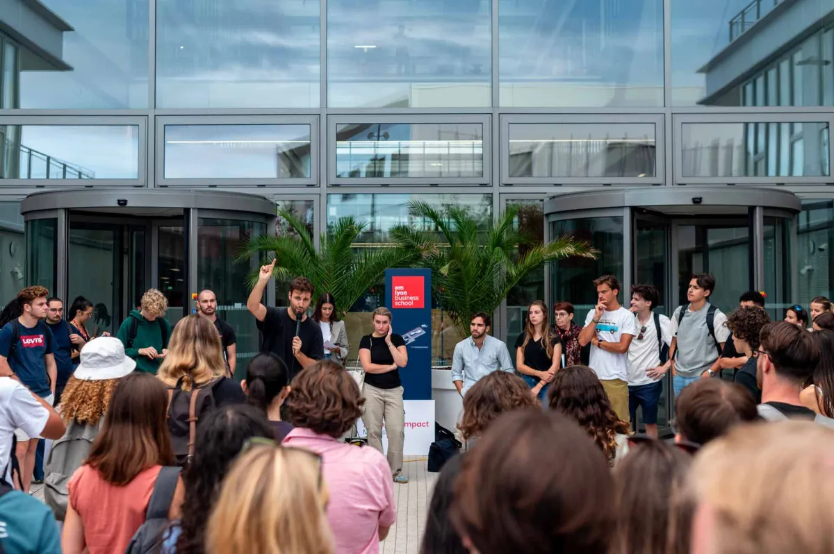 Numérique et parc IT - emlyon Numérique et parc IT - emlyon