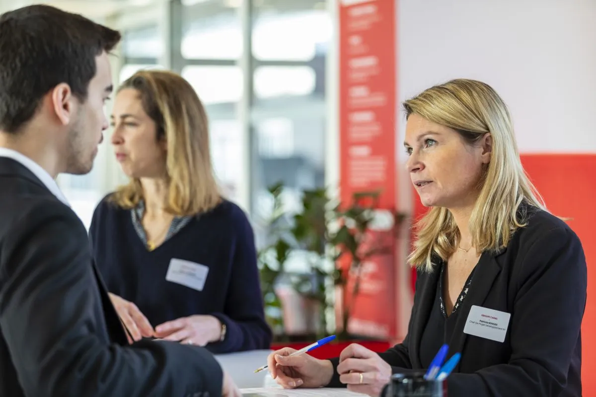 Pourquoi collaborer avec le Career Center