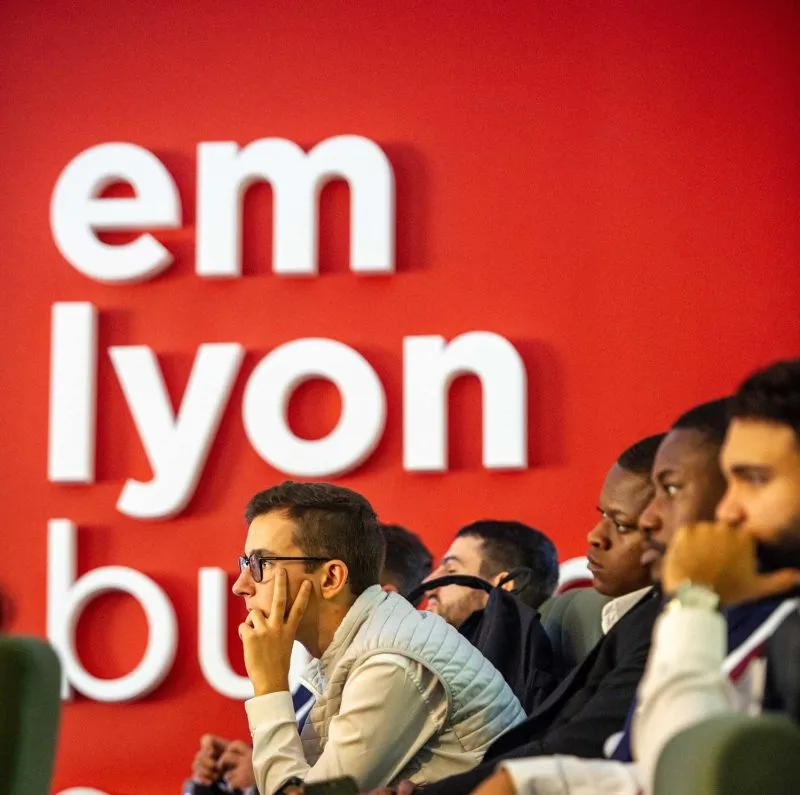 Une business school de référence pour la réussite de votre VAE