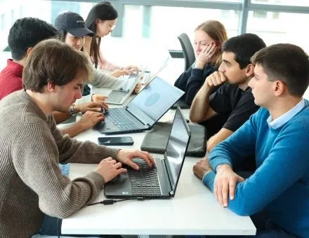 Mastère Spécialisé Entrepreneuriat & Management Mastère Spécialisé Entrepreneuriat & Management