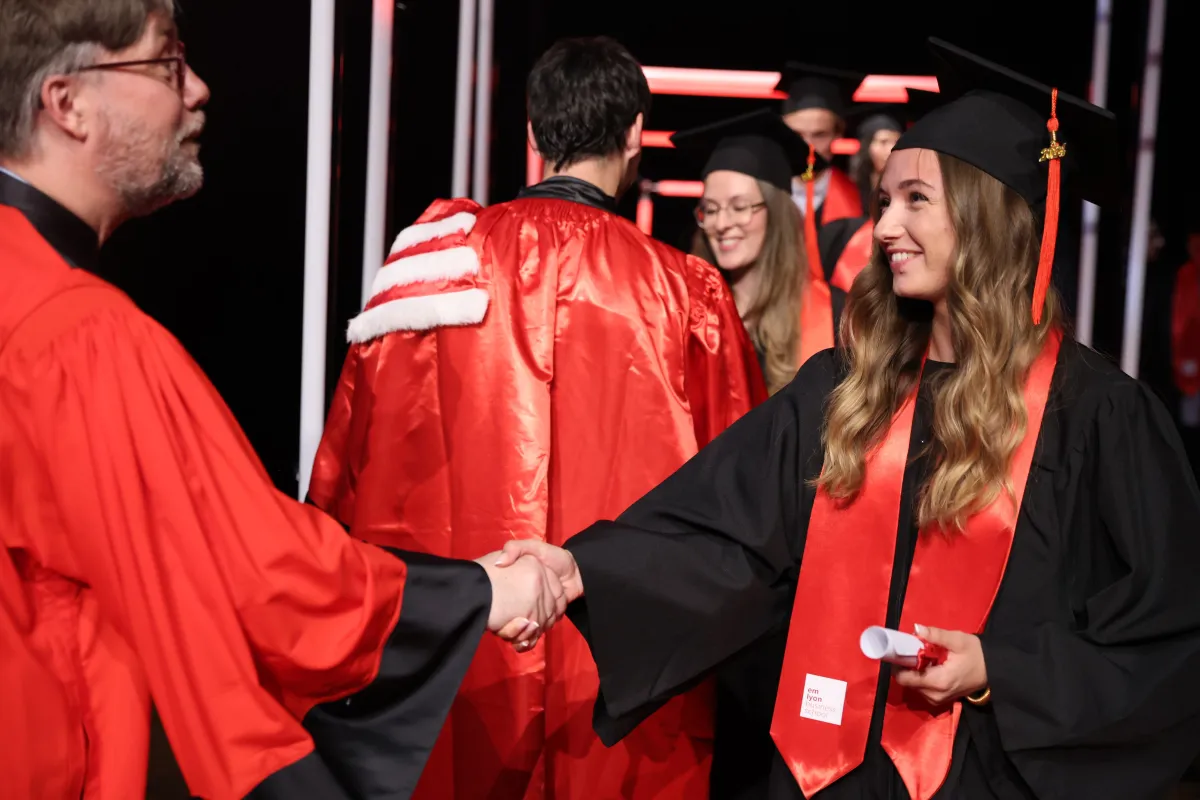 Remise des diplômes emlyon - PGE Remise des diplômes emlyon - PGE
