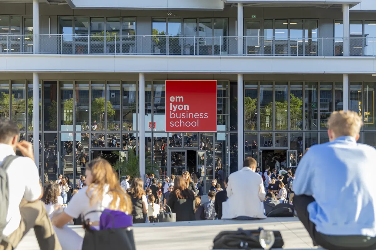tech-school-emlyon Tech school