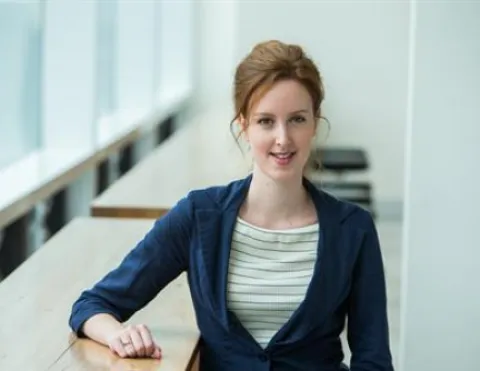 Dr. Lauren Keating picture, Assistant Professor at emlyon business school