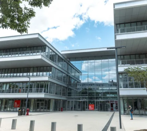 alumni Club Santé: à la rencontre de l'institut HITS