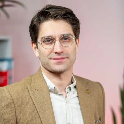 Saeed VARASTEH YAZDI - emlyon business school